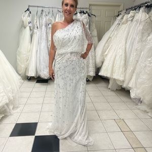 Pronovias Wedding Dress